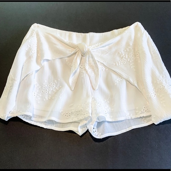 Gianni Bini Embroidered cotton gauze Skirt/ Skort - Picture 4 of 11